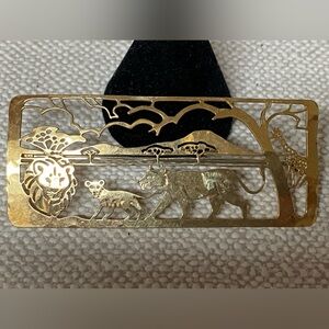 Wild Bryde Brooch Pin Safari Giraffe Lion Lioness 14K Gold Plated Vintage